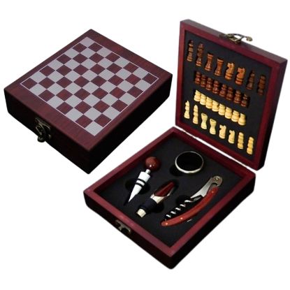 Picture of VINO SET REGALO CON SCACCHI dim.15x17x5cm