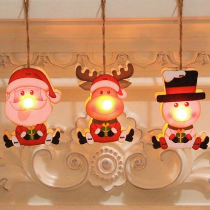 Immagine di DECORO IN LEGNO NASO LUCE SOGG. ASS. 10X8X4cm